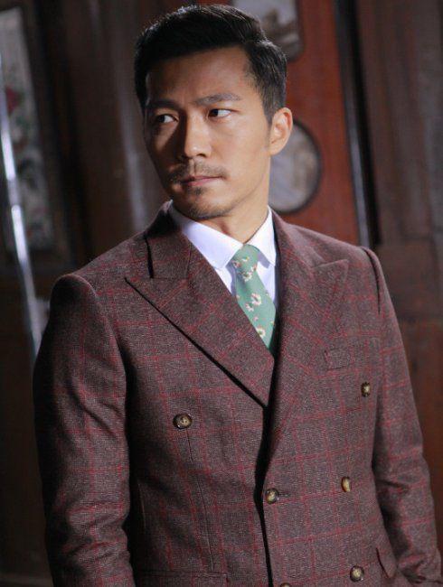 《我的爱情撞上了战争》汉奸朱启文