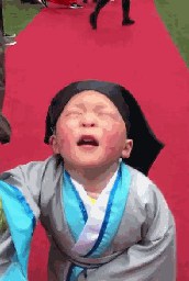 仿佛在问苍天——