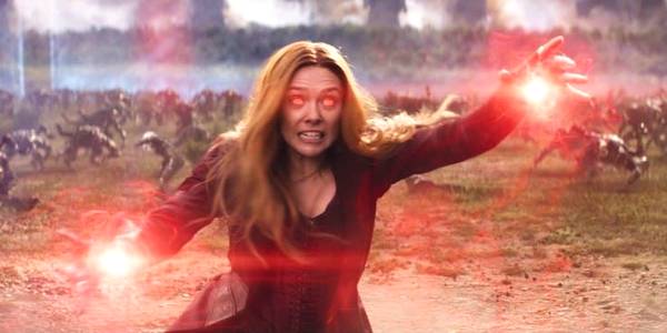 在漫威《复仇者联盟》系列电影中,绯红女巫虽然与漫画设定有所不同,其实实力已经有目共睹了。