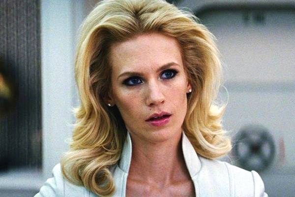 白皇后还可以让自己的身体化为钻石,不仅可以免疫精神控制,还可以极大的增强自己的战斗力。