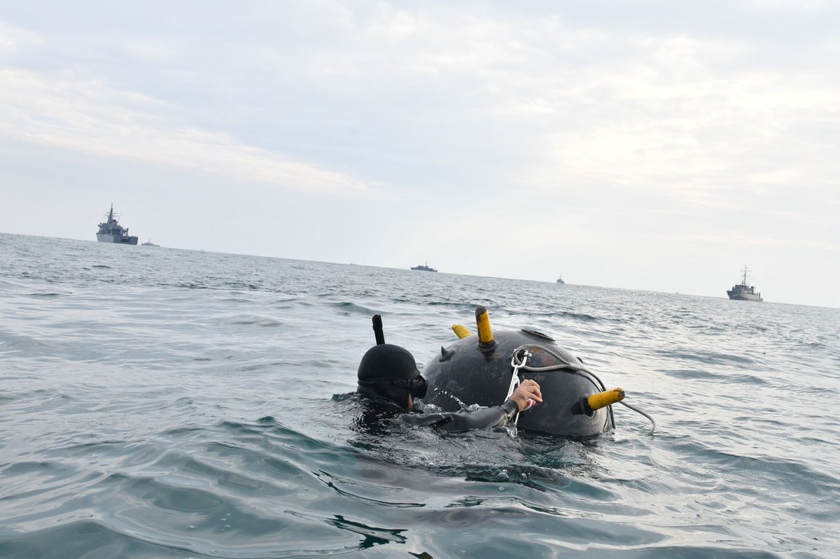 4 美日举行布水雷反水雷演练