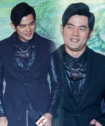 关系不大，人家唱歌好听就行了，毕竟天天喝奶茶还是比较容易长胖的。