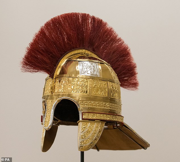 科学家复刻了1300年前盎格鲁撒克逊将军金盔