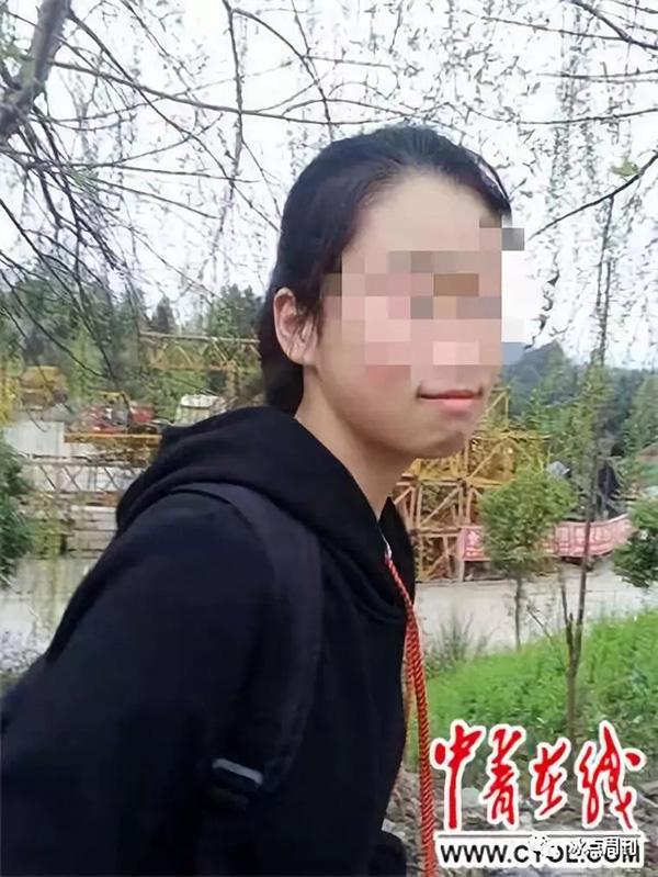 被害女生(受访者提供)17岁的高中女生李悠悠(化名)被杀害了.