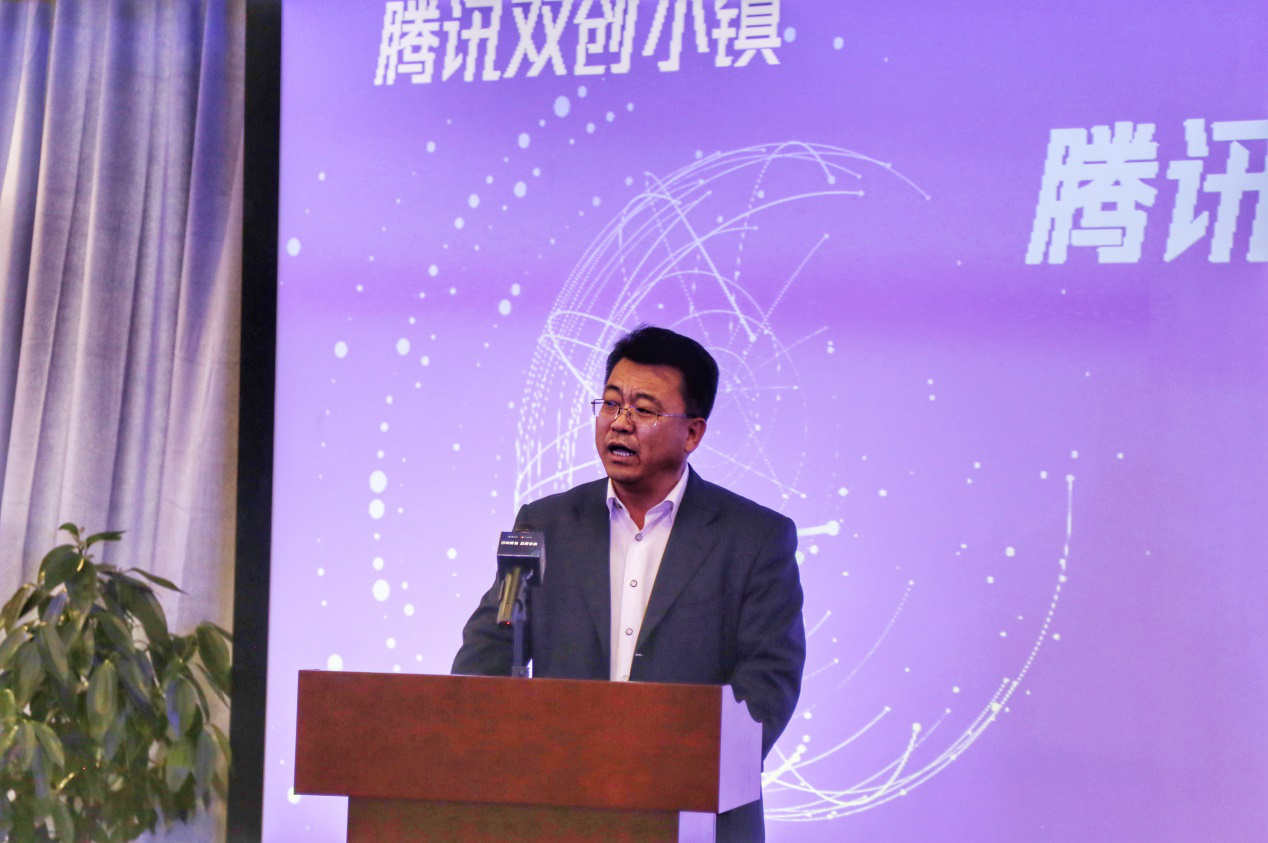 青岛市委统战部副部长、工商联党组书记高善武讲话