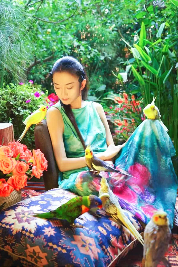 你喜欢杨丽萍吗？你觉得她美吗？