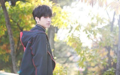 第二个：罗云熙.