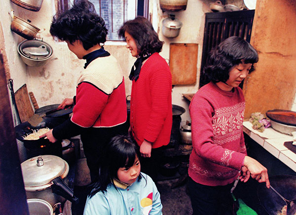 13亿人的40年老照片中的百姓生活变迁