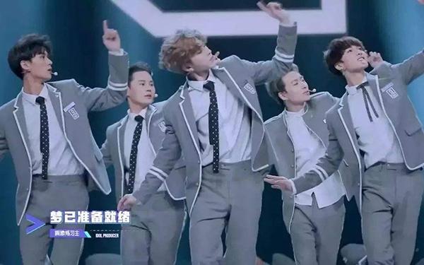 不过这档节目有一点还是值得期待的,那就是这一季的pd同学是谁?