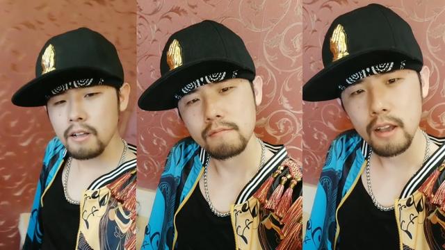 其实在影片中出现的周杰伦并不是他本人，而是周杰伦的替身，这个镜头也是友情客串一下。