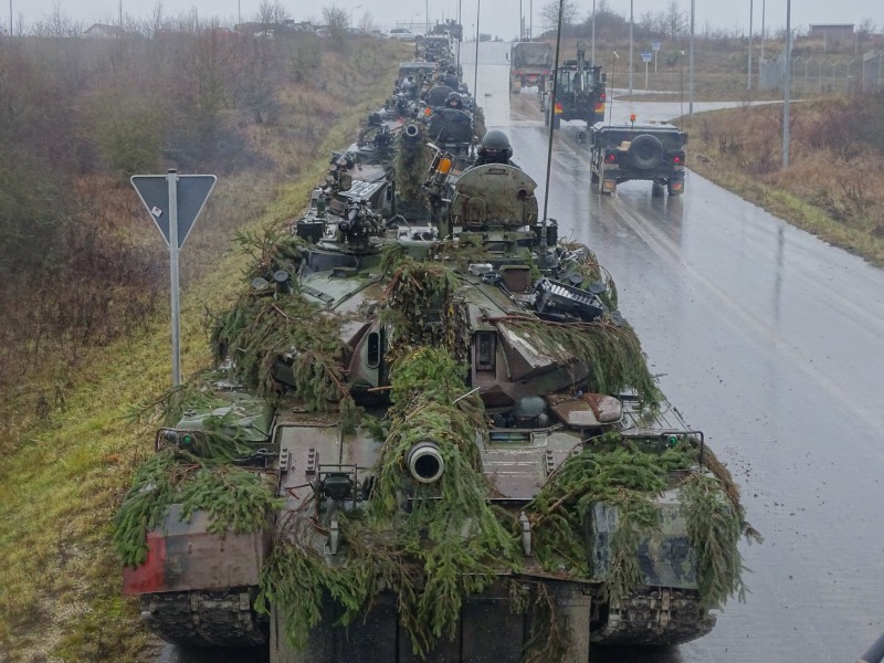 14 捷克陆军演练 坦克装甲车齐上阵容强大