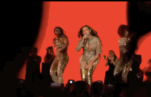 ▲据称新人花费2000万美金邀请碧昂斯专程从美国飞抵印度献唱