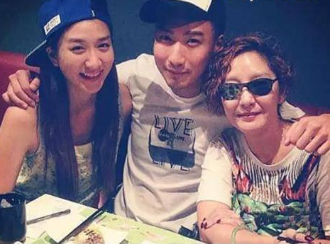 不管怎么样，很多事情经历了才知道的。还是要祝福她希望她越来越好。