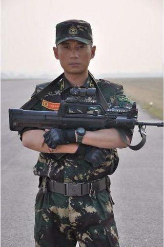 他们在戏中演父女,戏外却是夫妻,网友:看起来毫无违和感