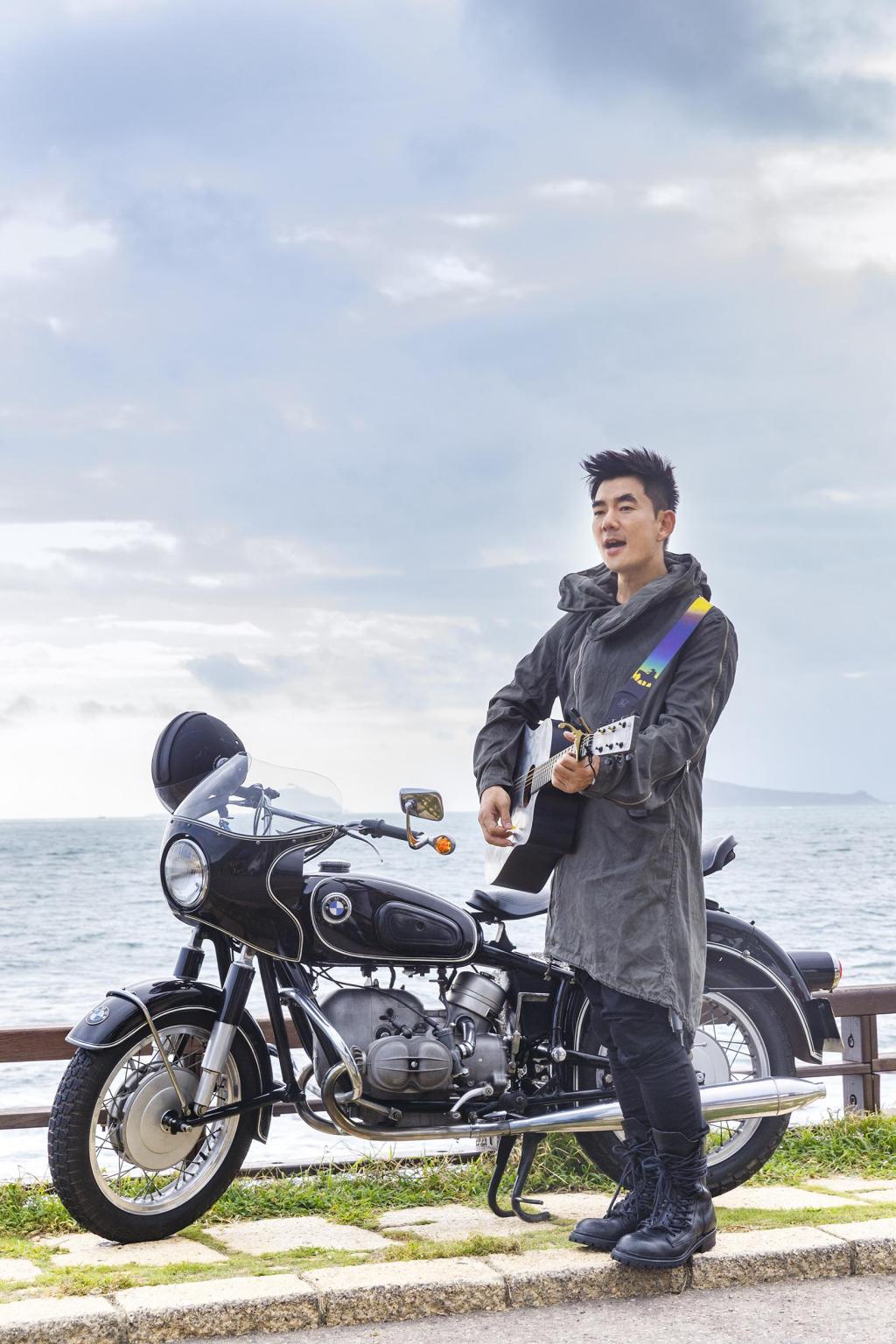 当年红遍大江南北的任贤齐现在为什么不火了网友他不火才最好