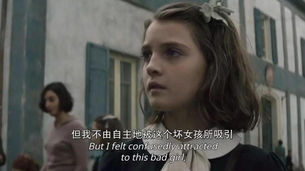 可是，女孩的友谊非常的复杂，绝对不是用一句简单粗暴的“塑料姐妹情”就可以完全概括的。
