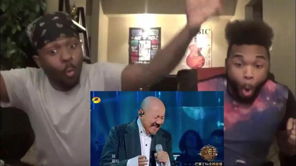 © Cj and Traylove -YouTube