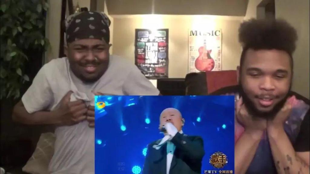 © Cj and Traylove -YouTube