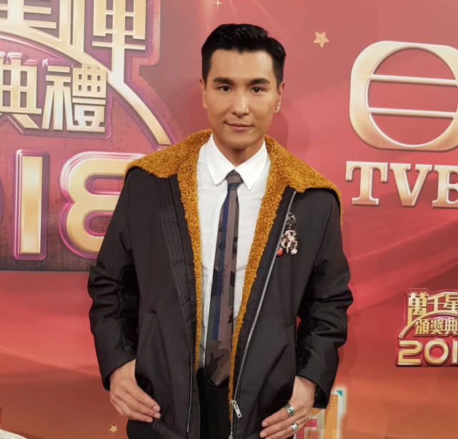 快要当爸爸的陈展鹏，惊喜亮相。