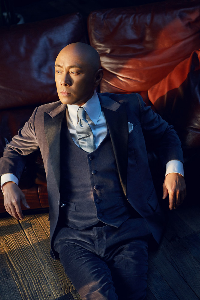 张卫健曝优雅绅士写真大帅哥播出破2亿