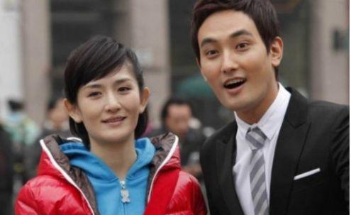 此外，搞笑无厘头的谢娜还出演过《青春火焰》、《流星是多余的》、《夏天的味道》和《壮士出征》等多部电视剧