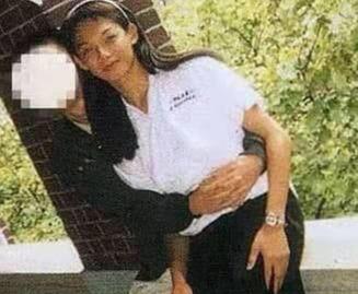 汪东城的洛天依cos照。