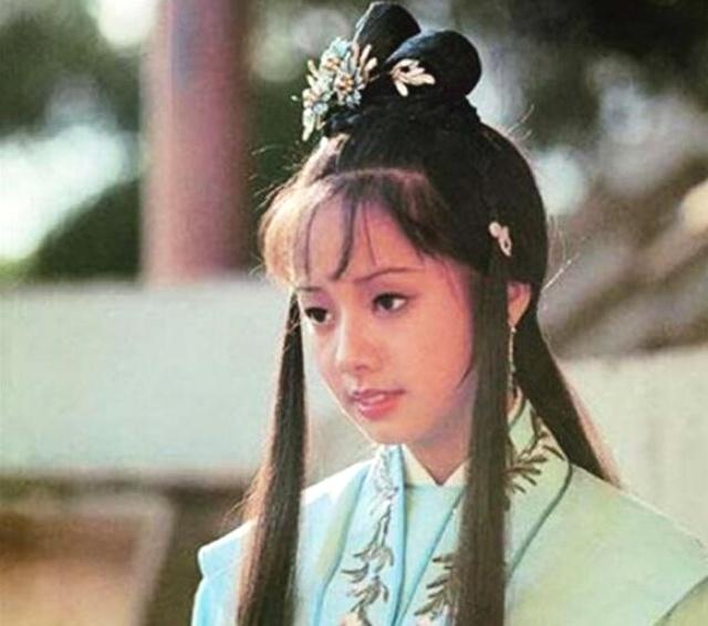 看过毛舜筠年轻时照片，终于懂了张国荣为什么爱她“初恋脸”鼻祖