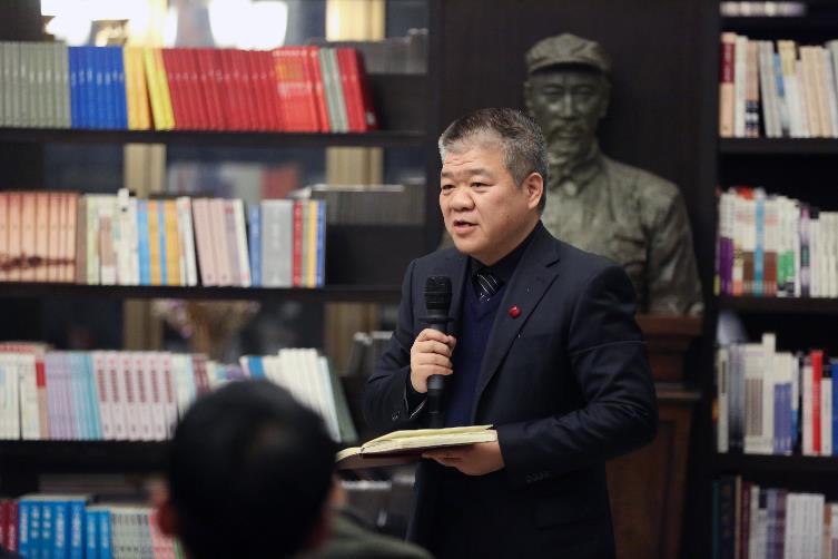 中央党校马克思主义学院副院长陈江生对本场演讲作了点评.