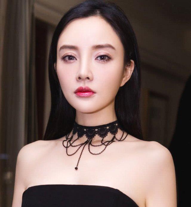 杨颖是混血我信了,李小璐是混血我信了,可他是混血真不敢信