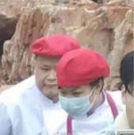 微博和朋友圈一片欢腾喜庆