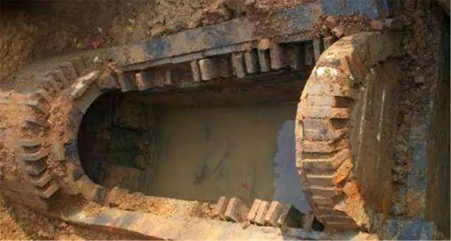 南京大学北园东晋大墓示意图