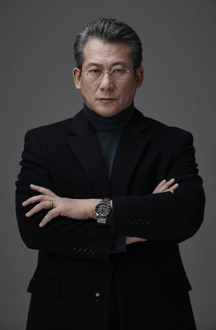 《赖猫的狮子倒影》热拍 罗光旭化身威严大叔