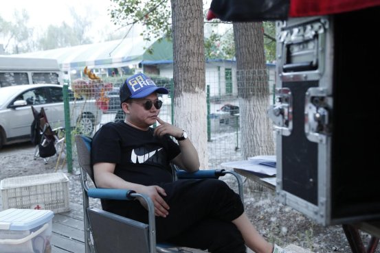 电影《与神兽共舞》曹向阳导演