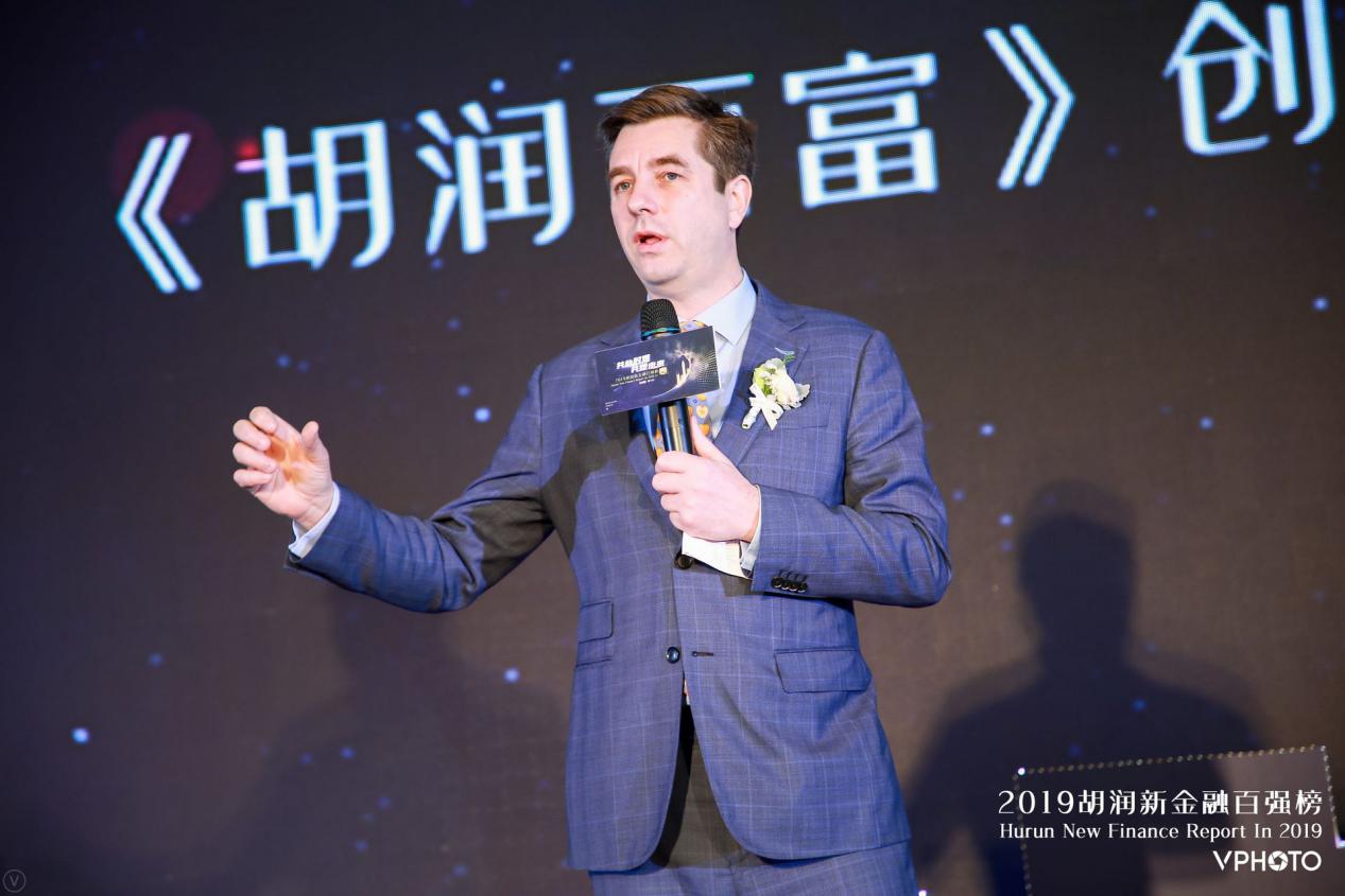 胡润百富创始人胡润