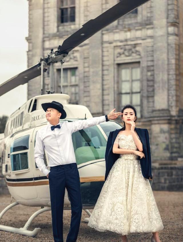 包贝尔与包文婧的女儿饺子简直就是小天使,萌萌的非常聪明可爱。