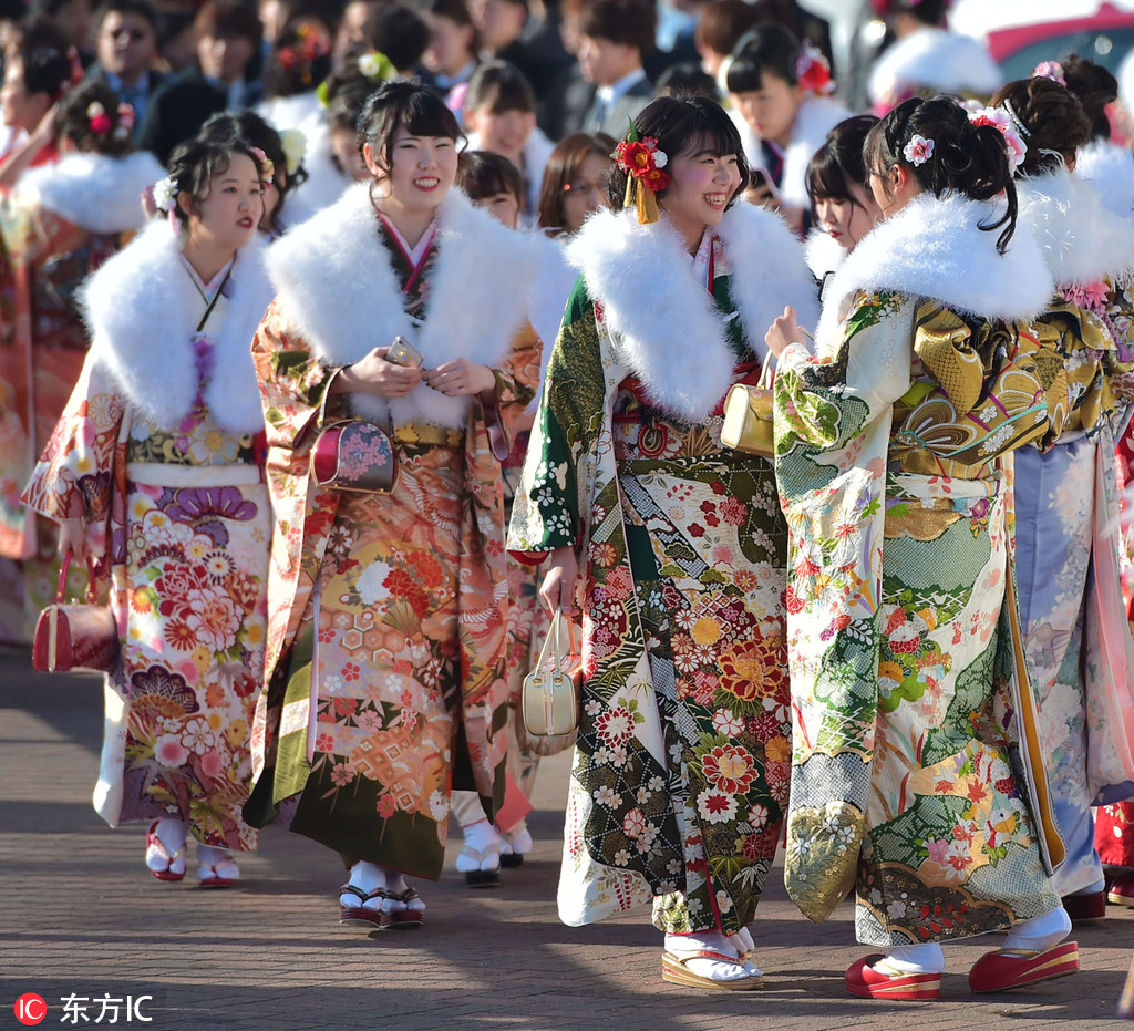 日本庆祝成人节满街和服美少女看花眼