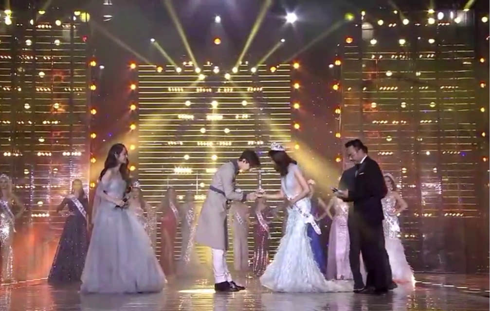 迪玛希、李佩珊