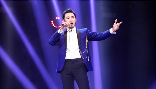 高天鹤泪洒当场 分享儿时经历感慨成长需要陪伴