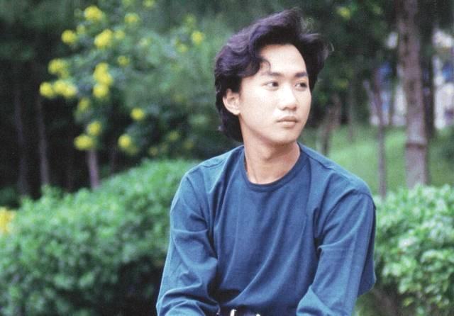 第一位：黄家驹