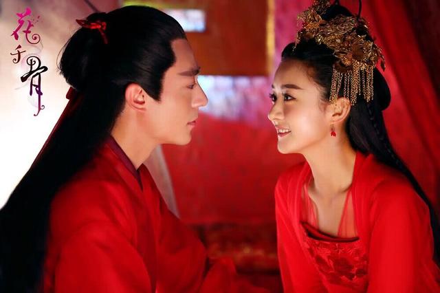 2013年5月与陈晓合作《陆贞传奇》，她在剧中饰演聪明睿智的一代女相陆贞。