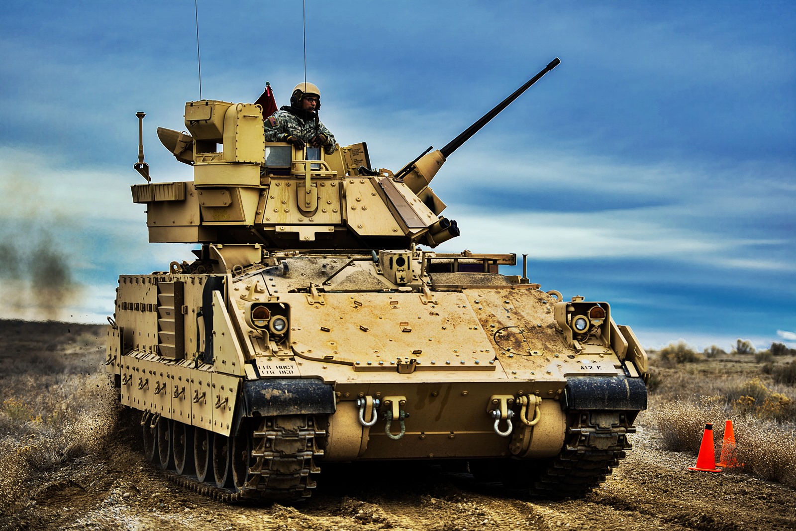 美国新一代装甲车图片
