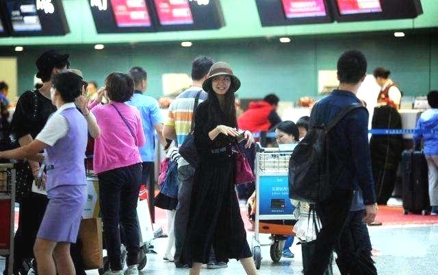 女星的宿命似乎嫁入豪门是终极目的，看着现在的王艳，未必所有人都想嫁入豪门了吧？