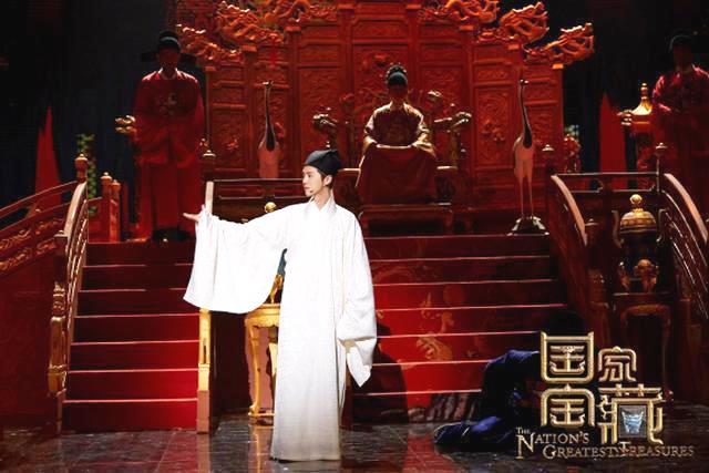 鹿晗《 国家宝藏》扮相