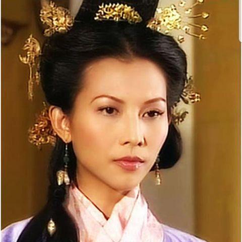 不得不说年轻时的蔡少芬真的是世上少有的美人！