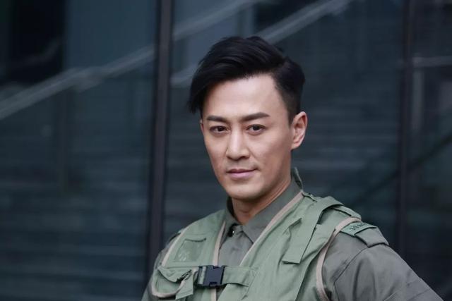 40岁林峰调侃自己发际线后移问题原来都有人叫他太叔公了