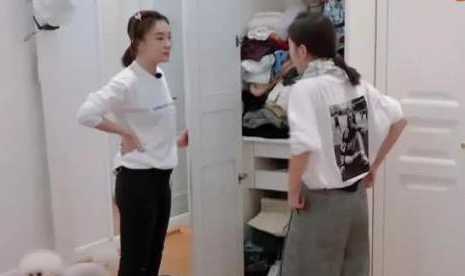 看到视频之后，网友纷纷表示“包贝尔是拯救了银河系”！