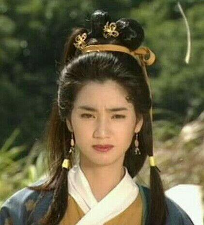 三、胡定欣饰绾绾