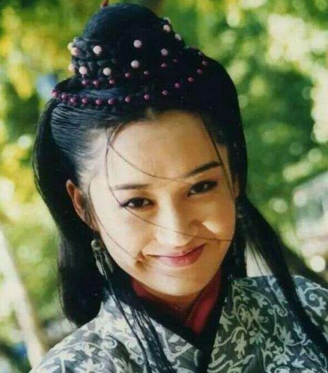 四、洪欣饰曲兰陵