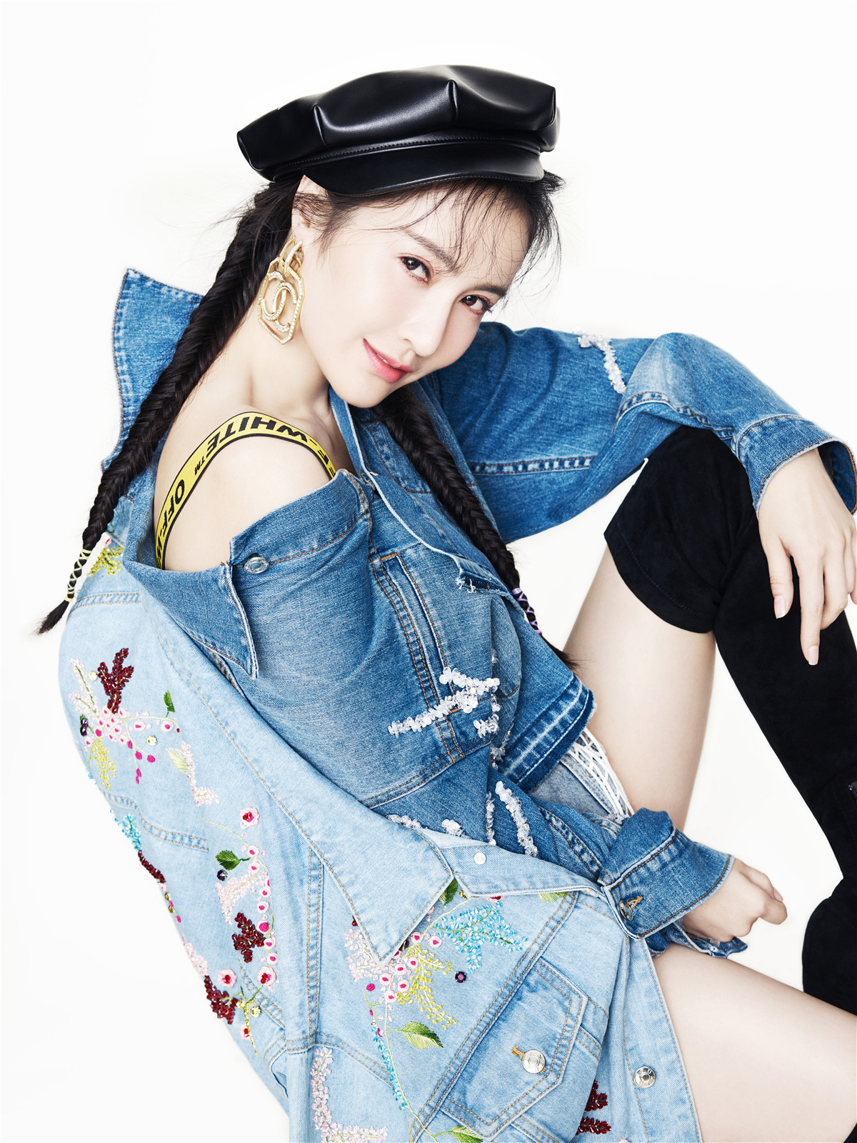 演员孙晶晶双面写真曝光她是可甜可盐的晶彩女郎