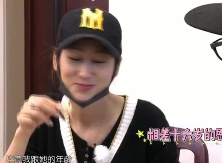 对于这个争议，蒋丽莎也回应道：我剖腹产没有任何问题，不知道大家为何会有这样的担心！